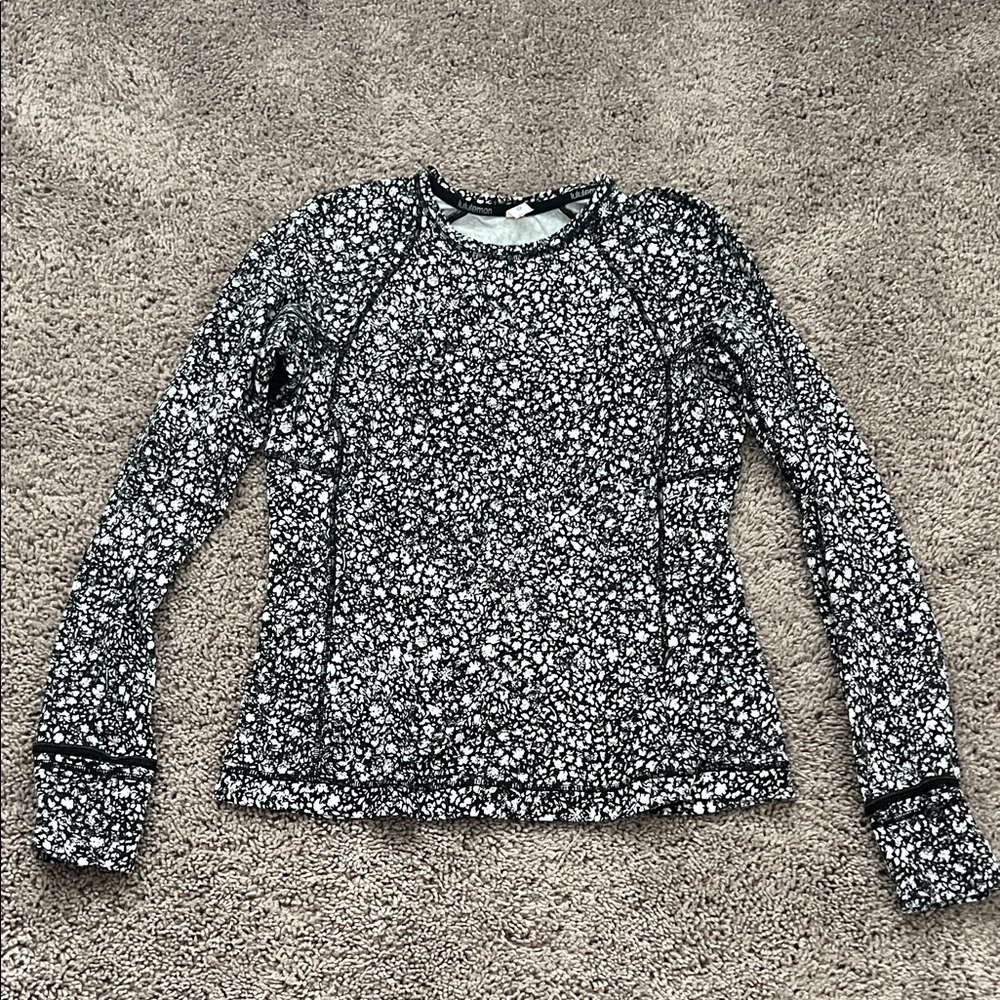 Lululemon it’s rulu long sleeve shirt